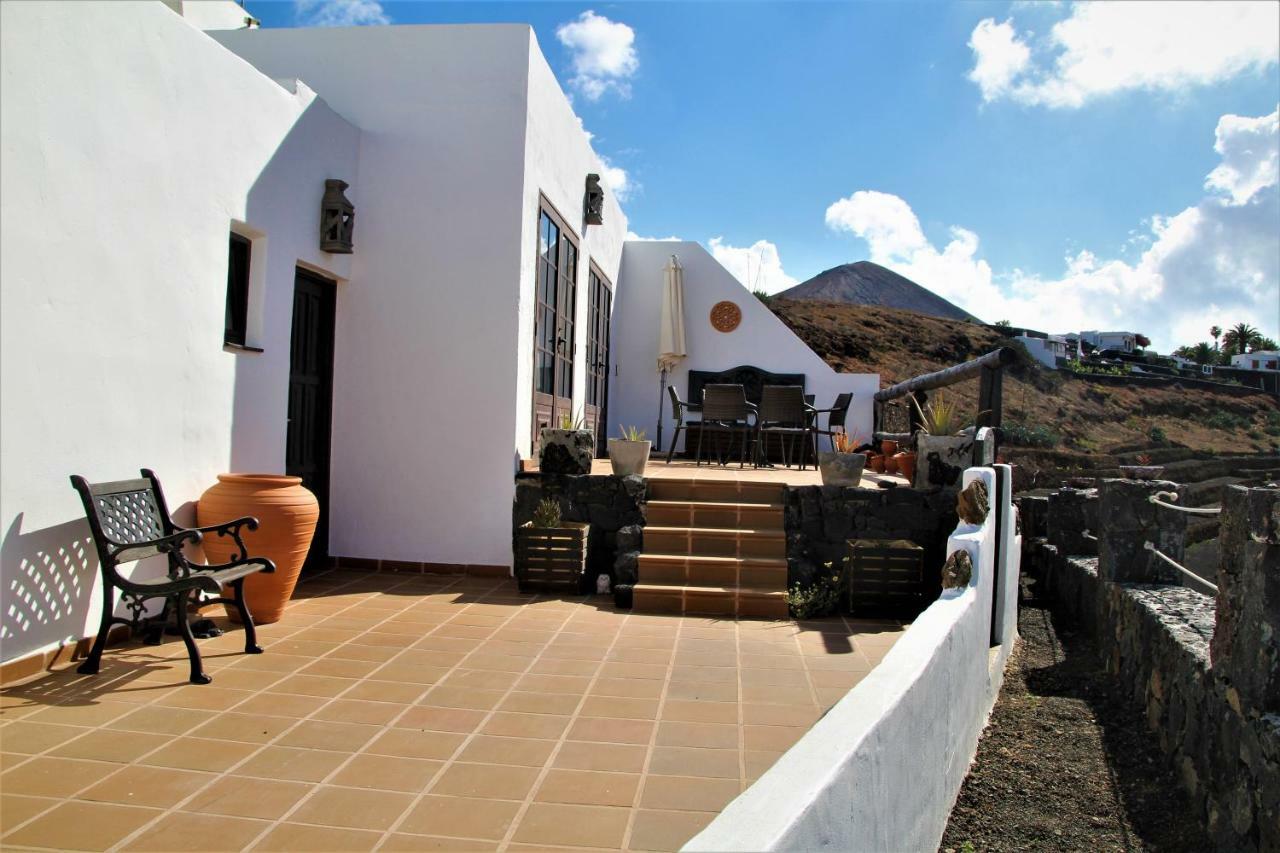 Vila Casa Caldera Guiguan Tinajo Exteriér fotografie