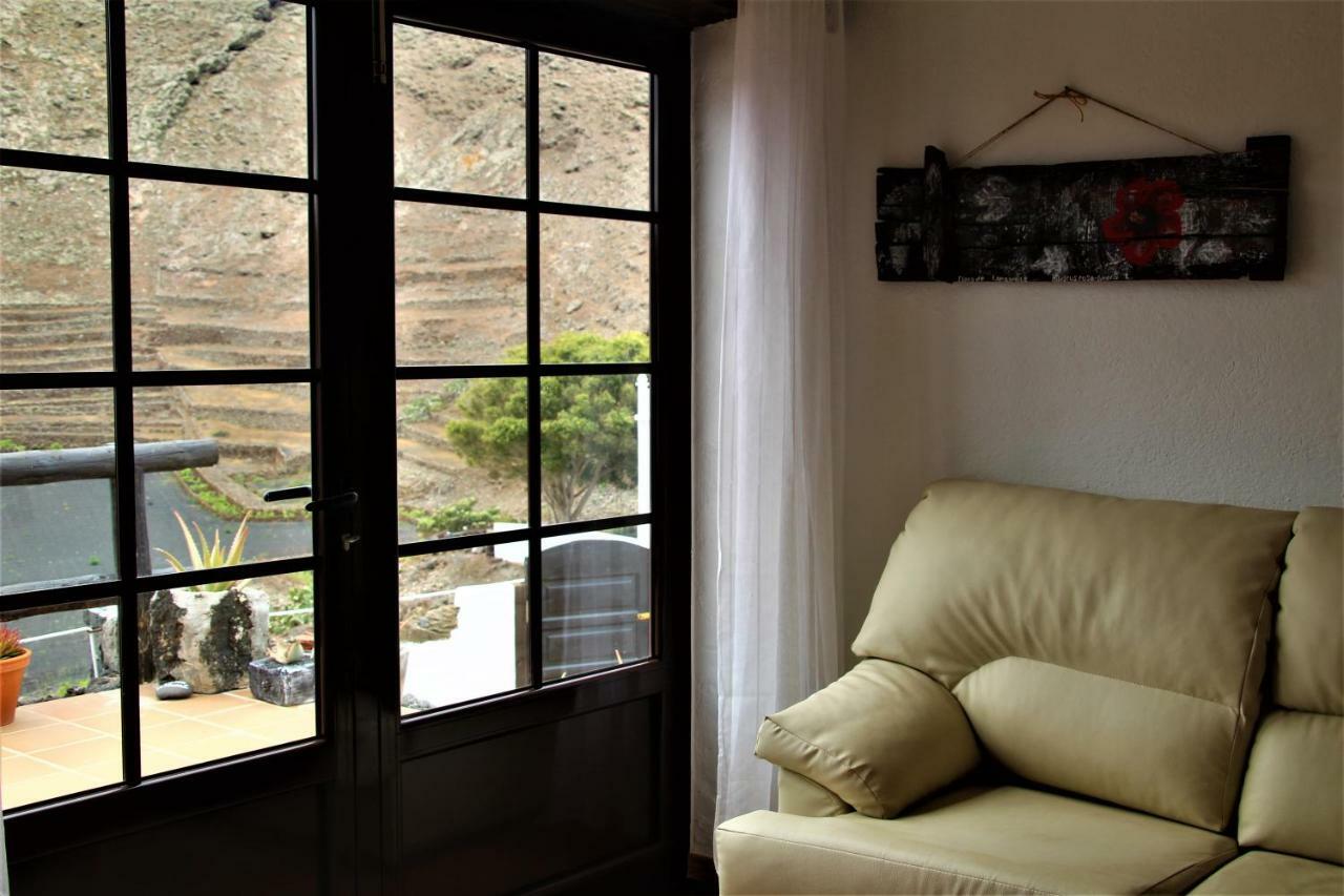 Vila Casa Caldera Guiguan Tinajo Exteriér fotografie